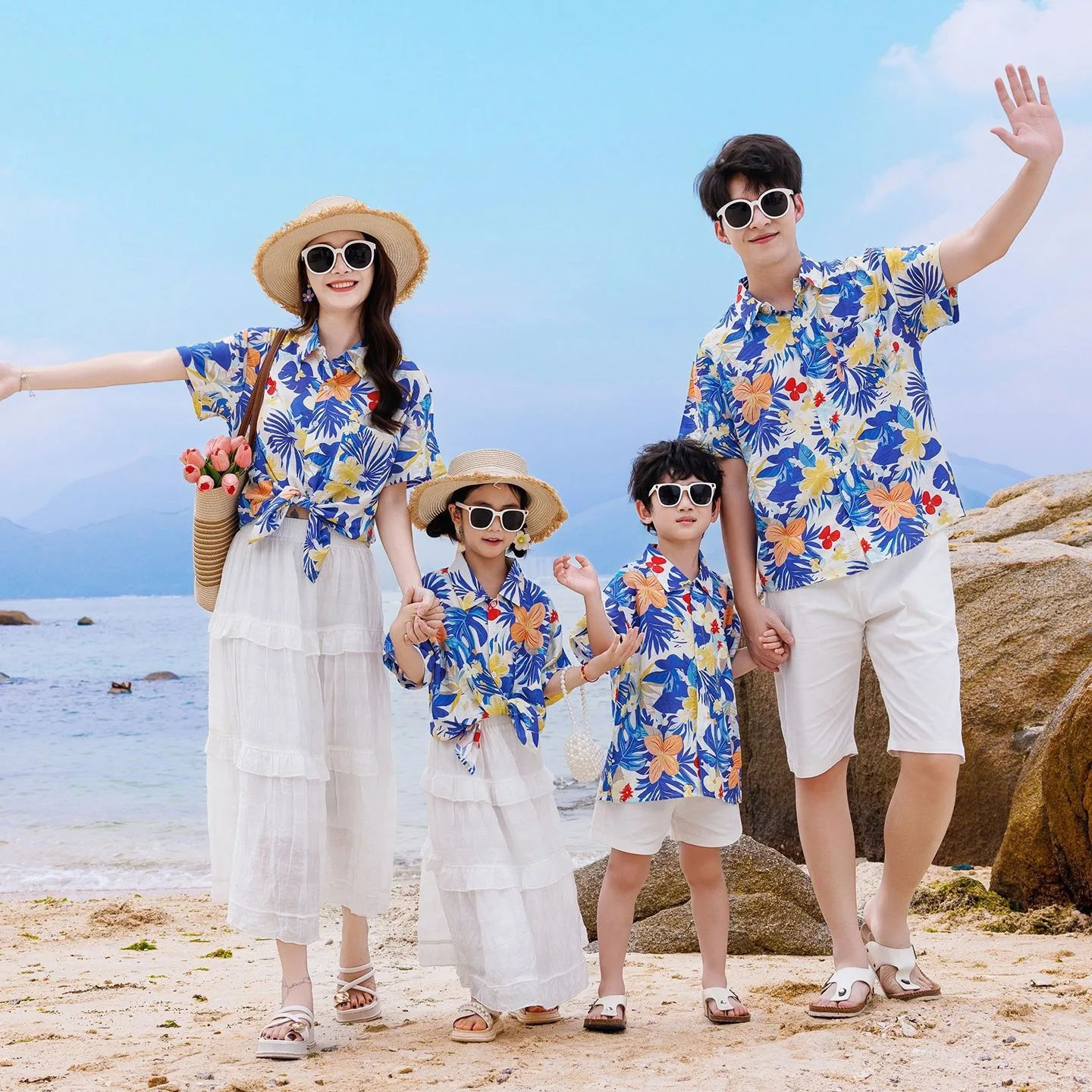 Plant Parent Free - ชุดเสื้อผ้าครอบครัวสำหรับวันหยุด เสื้อแม่ลูกสาว กระโปรงลำลอง เสื้อพ่อ ลูกชาย กางเกงขาสั้น
